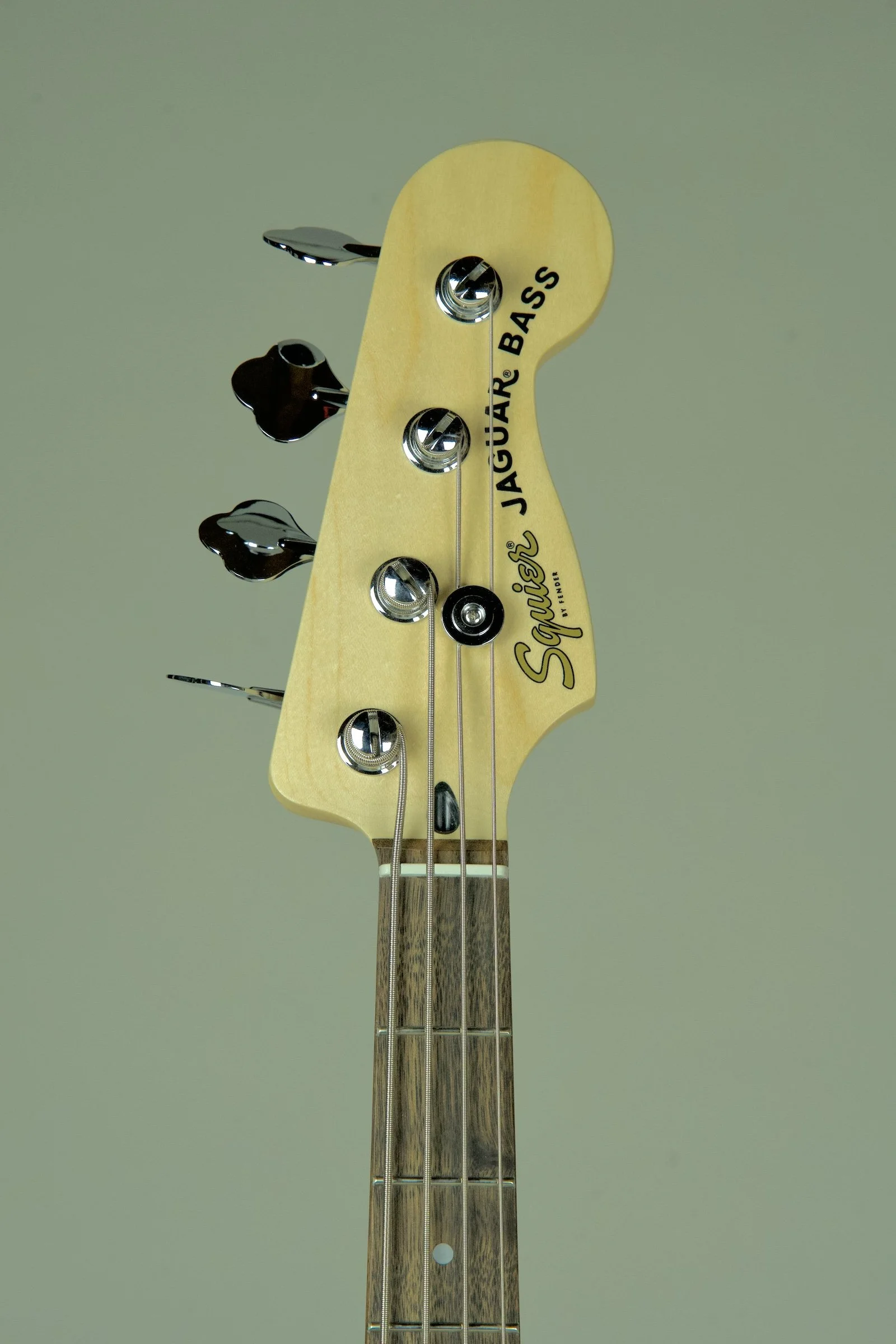 Squier Classic Vibe '60s Precision Bass Guitar - Olympic White
